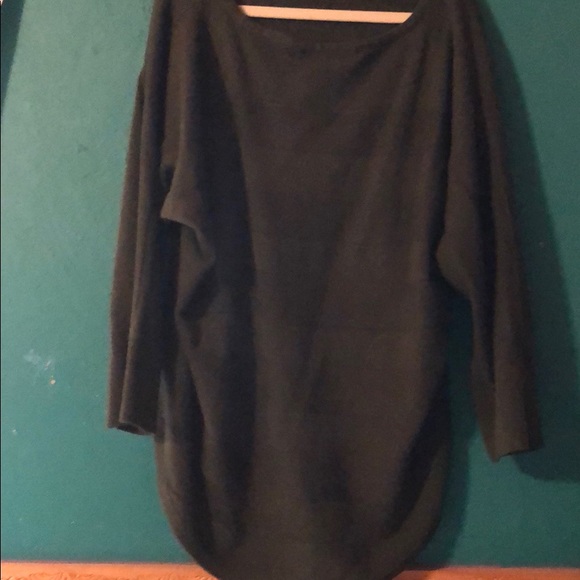 Sweater - Picture 5 of 5